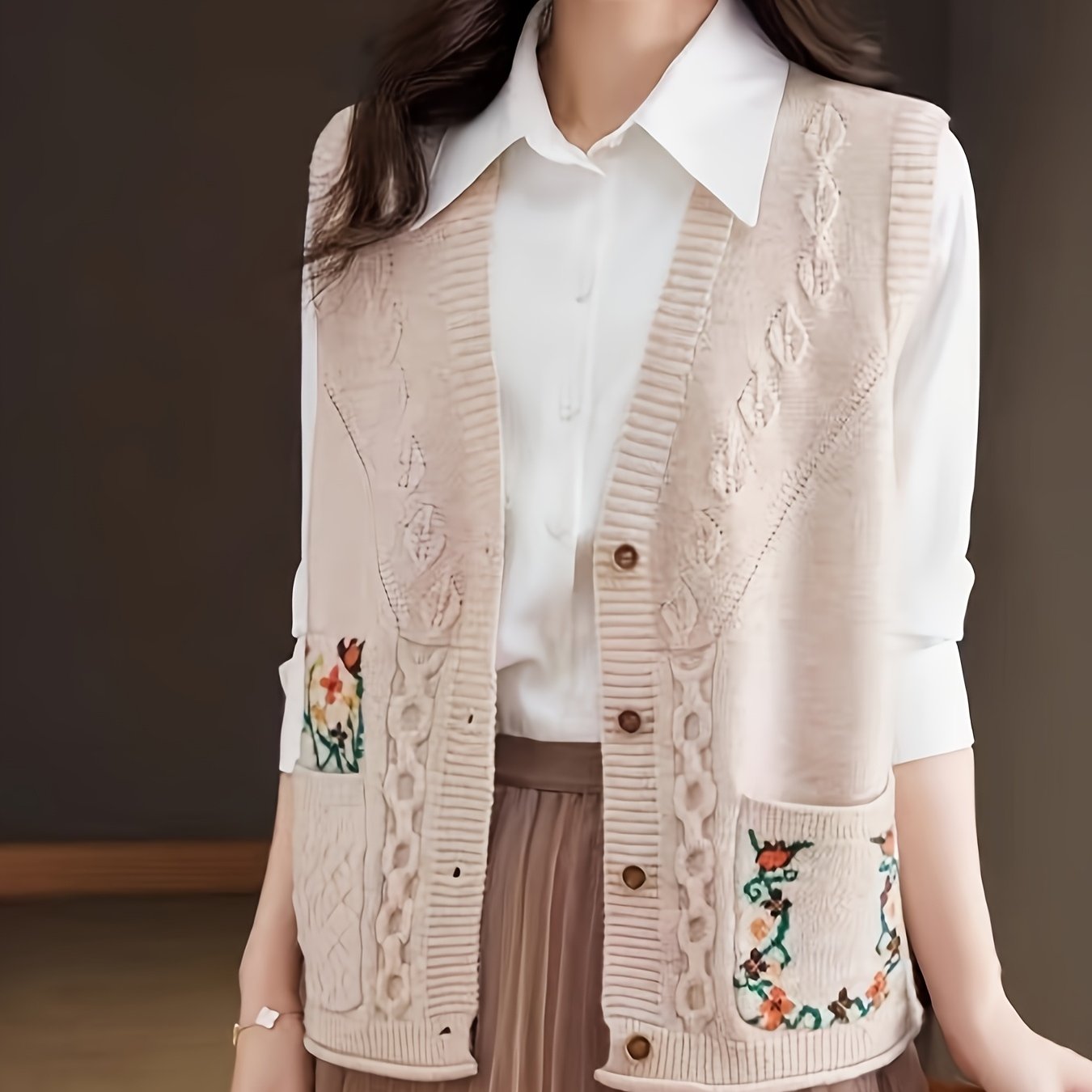 Better Tomorrow Women's Elegant Vintage Floral Sleeveless Vest - V-Neck Double Pocket Layering Piece, Relaxed H-Silhouette for Spring\u002FFall Casual Outfits, Ladies Vests, Spring Fall Apparel, Durable Knitwear