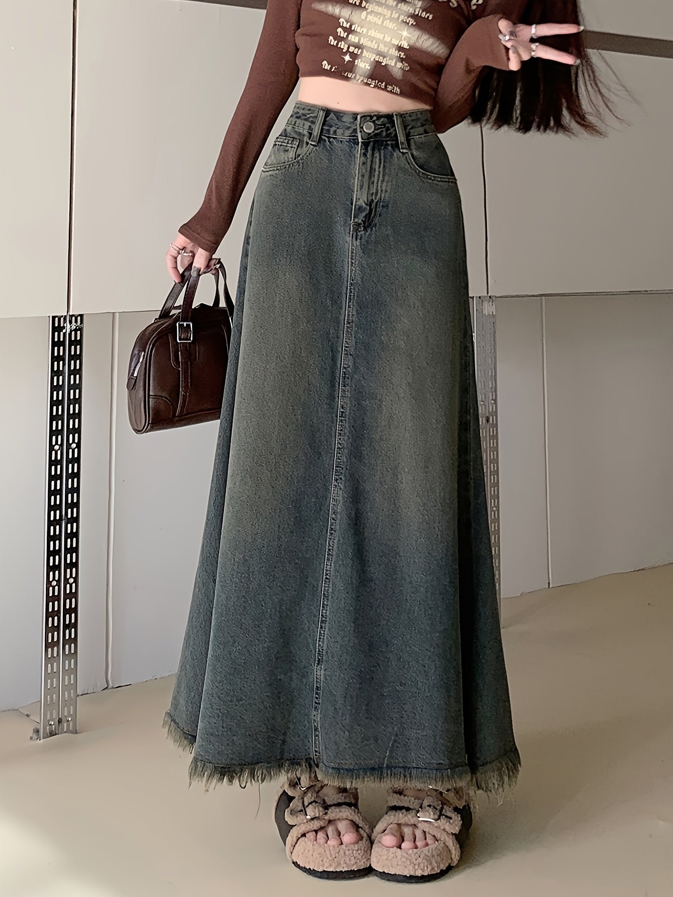 High-Waisted Vintage Denim A-Line Skirt with Frayed Hem, Casual Style, Button Detail, Non-Stretch Fabric, Solid Color, Mermaid Design, Perfect for Spring\u002FSummer\u002FFal