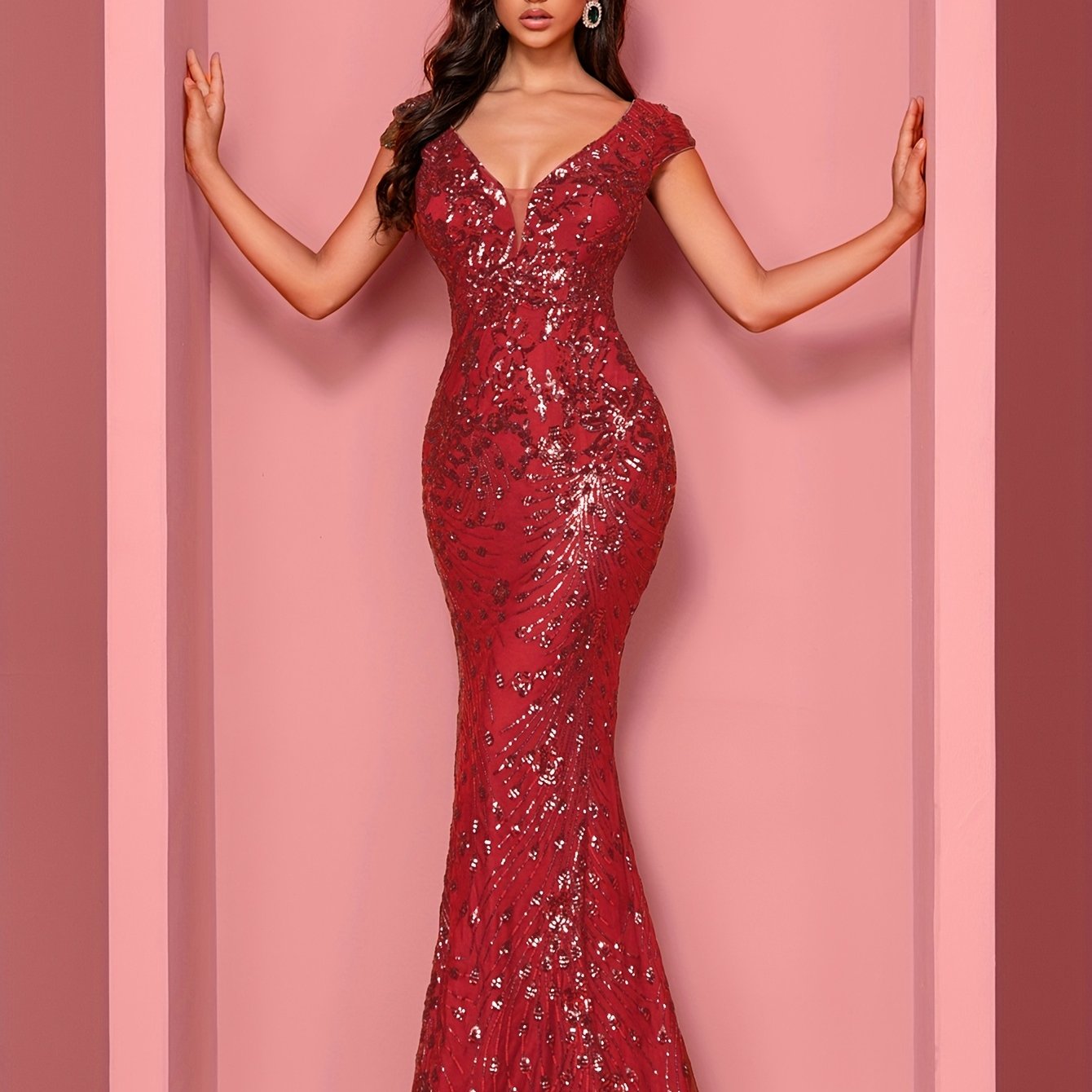 Elegant Beaded V-Neck Sleeveless Tank Fishtail Dress - Luxury Formal Bridesmaid & Evening Gown with Floral Print, Long Train Mermaid Silhouette for Weddings, Parties, Galas - Hand Wash Only, Bridesmaid Dress, Wedding Attire, Sophisticated Craftsmanship