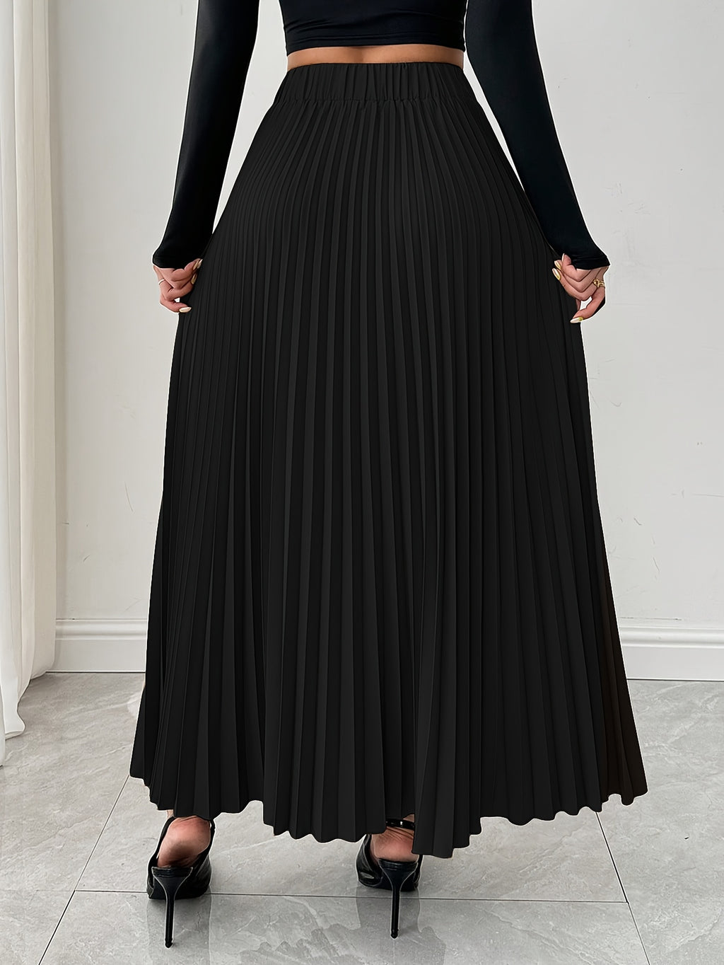 Women's Elegant Pleated Skirt - Dark Green Metallic Chain Belted Waist, Puffed Short Skirt with Vertical Pleats, Machine Washable 3-Season Spring Summer Fall Versatile Office to Party Wear, Cute Skirts