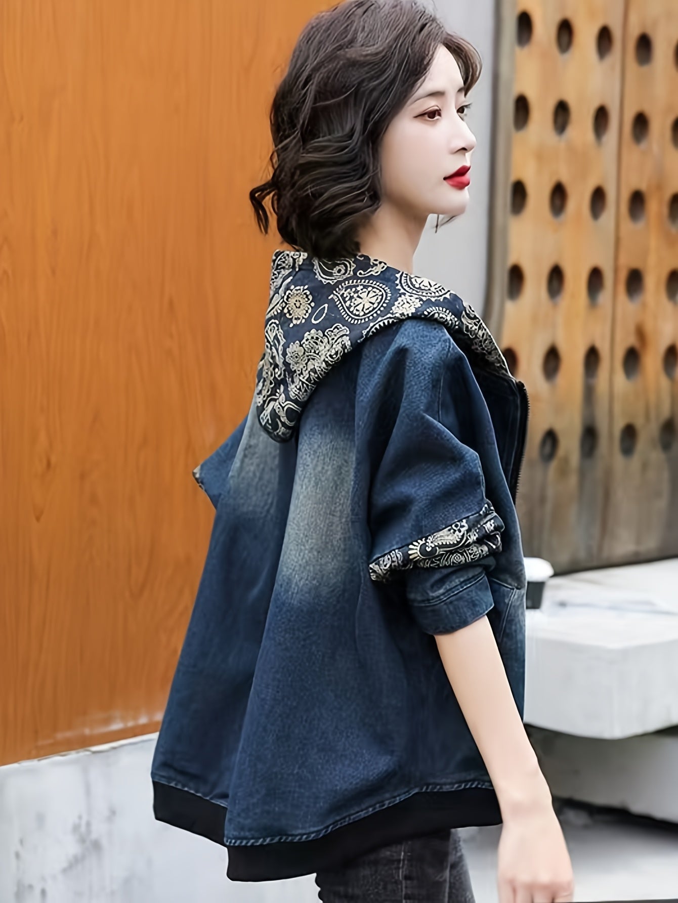 Women'S Vintage-Inspired Denim Jacket with Geometric Pattern and Zipper Detail - Casual Loose Fit, Zip-Up Hooded Jacket for Spring and Fall, Casual Jacket | Hooded Jacket | Decorative Patches